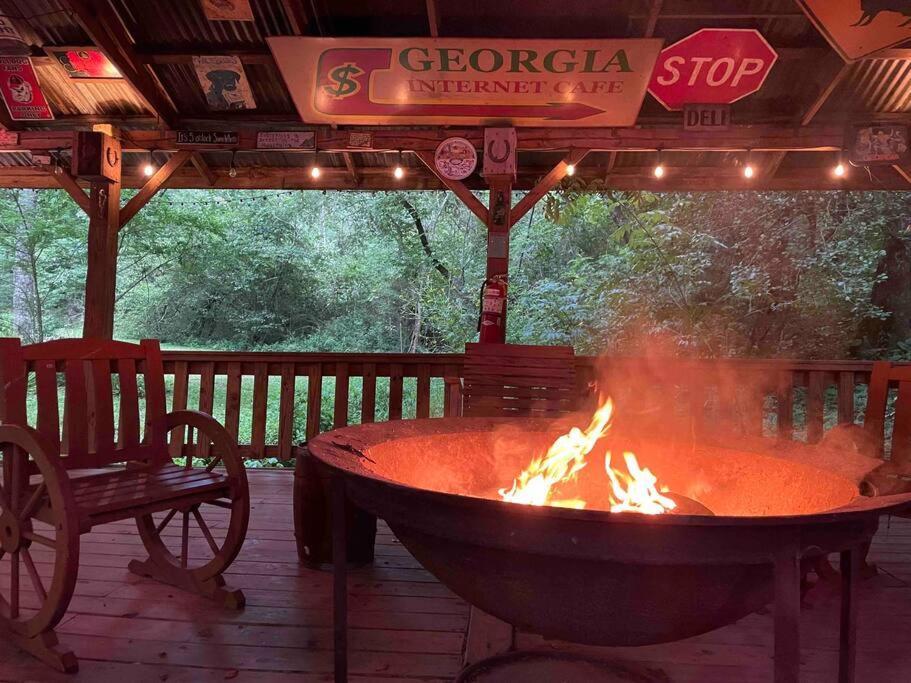 Cute Cabin Creek & Firepit #12 เฮเลน ภายนอก รูปภาพ