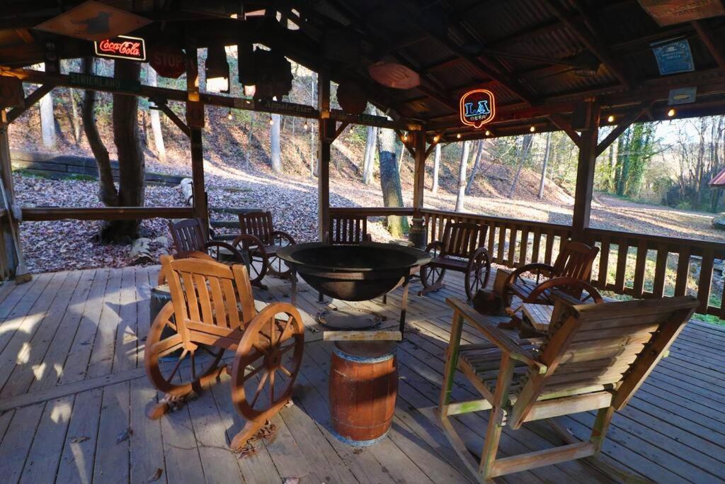 Cute Cabin Creek & Firepit #12 เฮเลน ภายนอก รูปภาพ